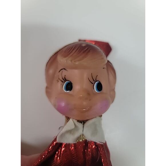 Vintage SMILING Kneehugger Red Gold Metallic Christmas Sitting Elf Ornament - Picture 5 of 5